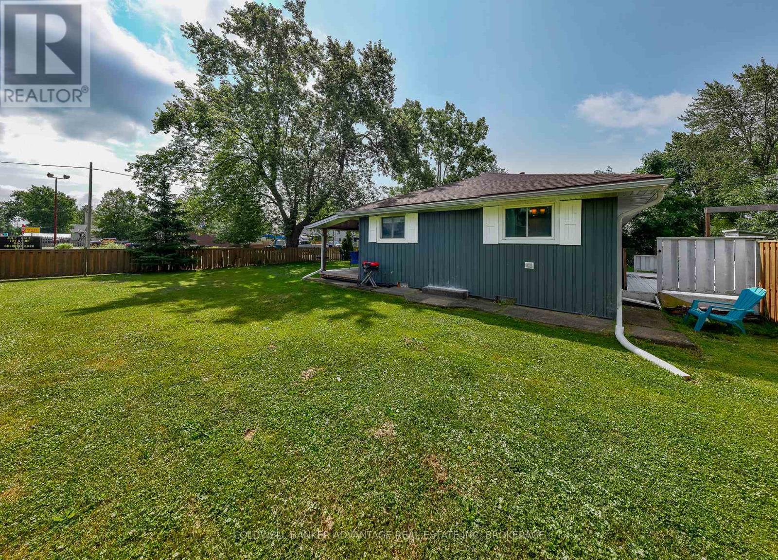Property at 367 GRANDVIEW ROAD image 4