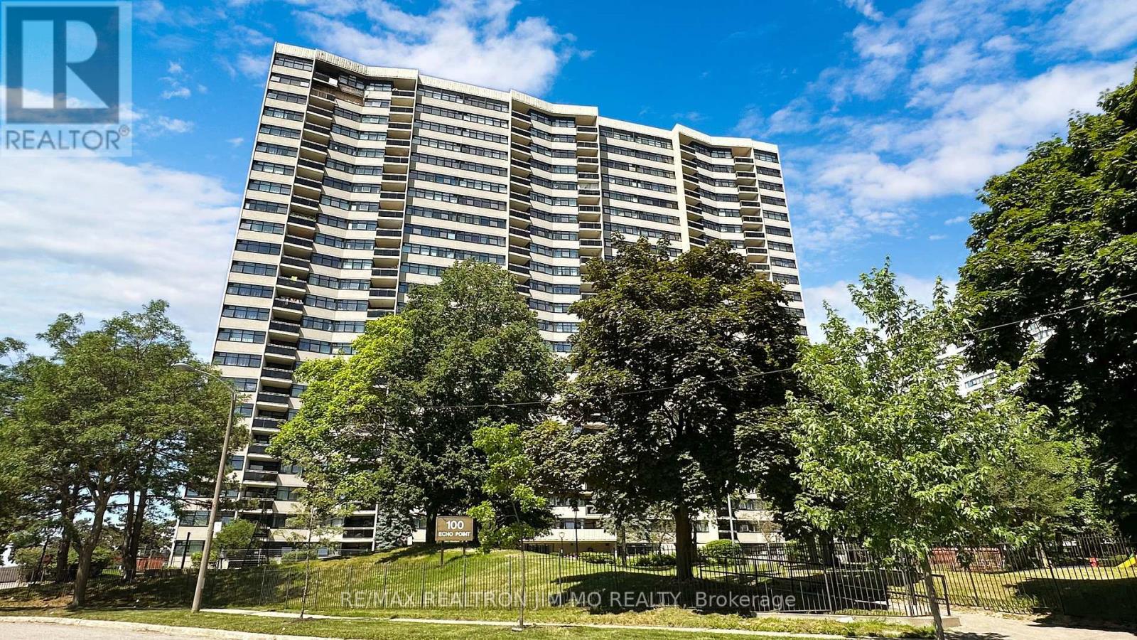 Property at 1411 - 100 ECHO POINT image 1