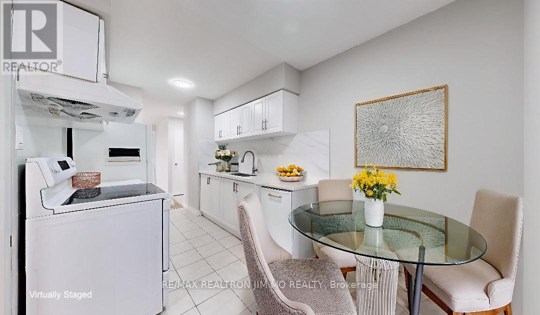 Property at 1411 - 100 ECHO POINT image 5
