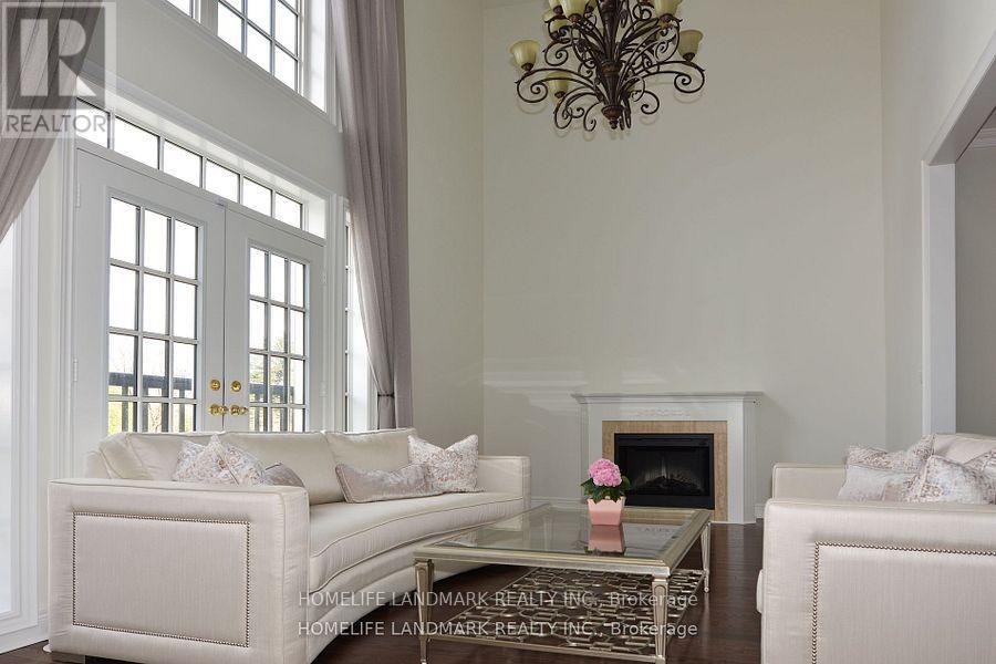 Property at 63 ROUGE VALLEY DRIVE W image 4