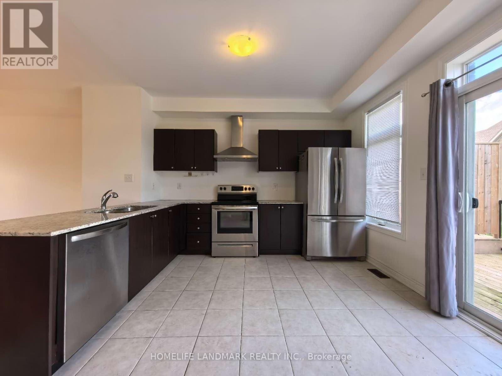 Property at 280 KING ROAD image 5