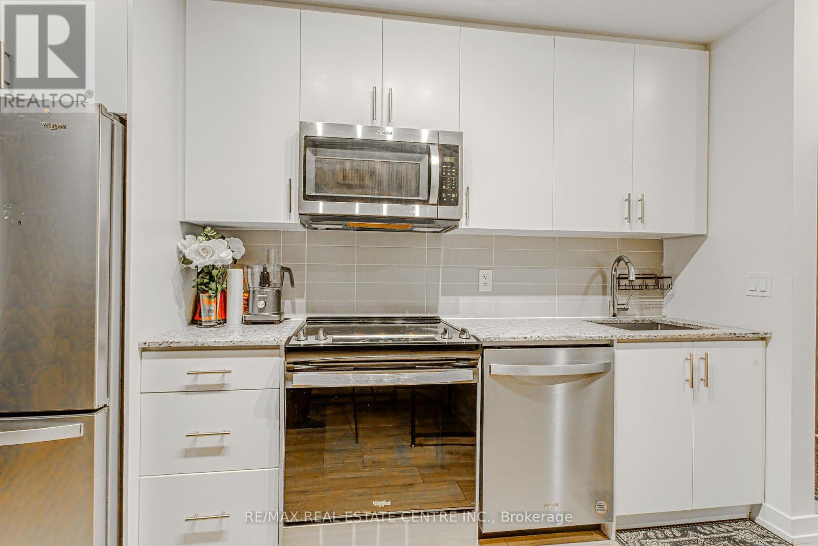 #102 - 345 Wheat Boom Drive, Oakville, Ontario  L6H 7X4 - Photo 16 - W12261660