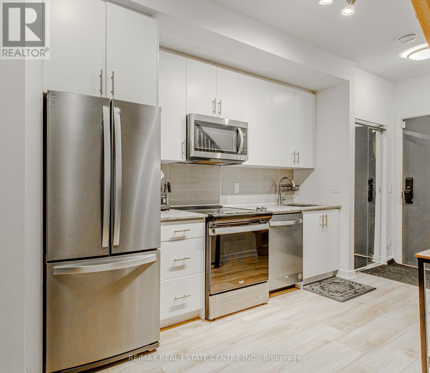 #102 - 345 Wheat Boom Drive, Oakville, Ontario  L6H 7X4 - Photo 17 - W12261660