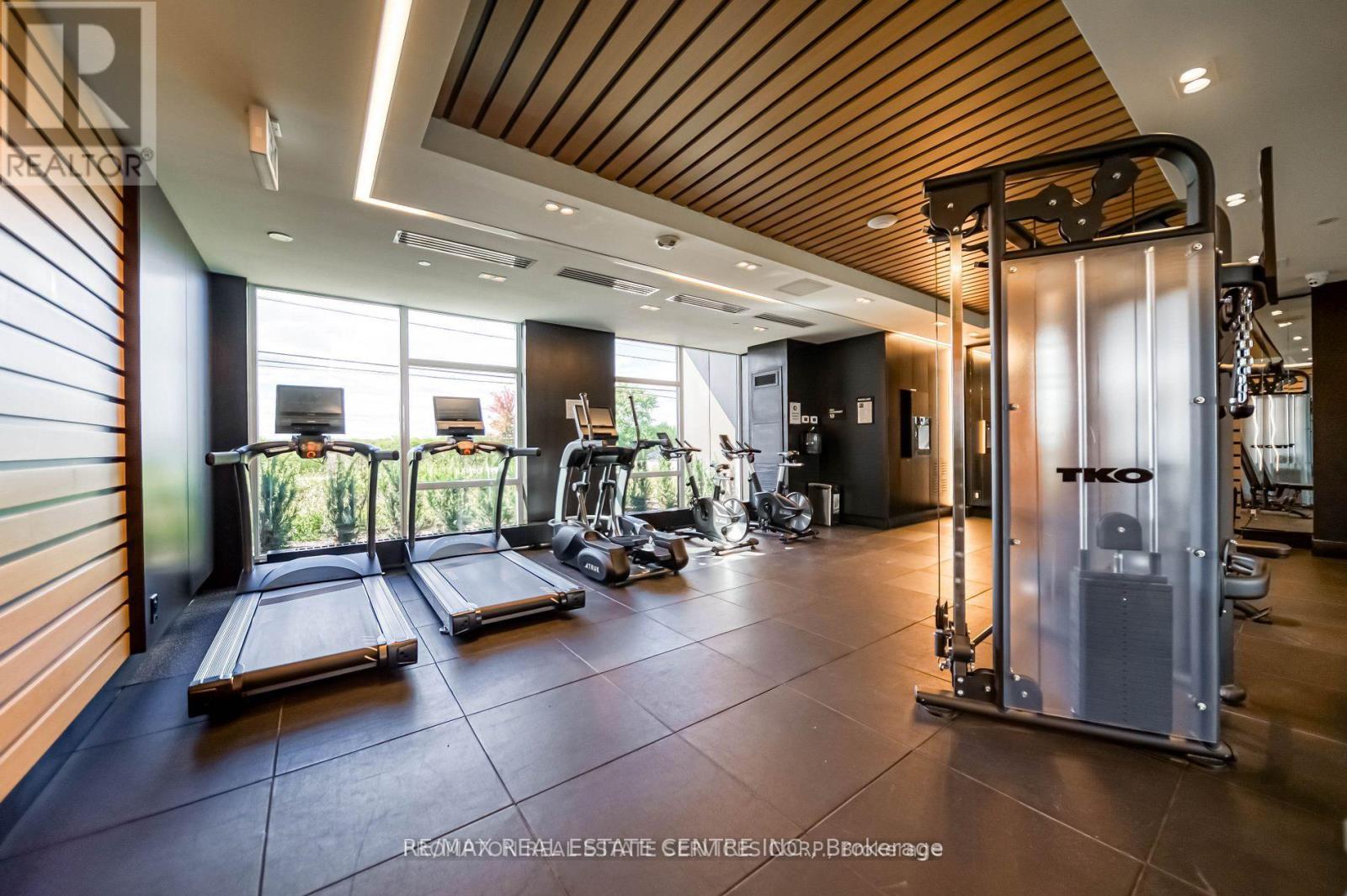 #102 - 345 Wheat Boom Drive, Oakville, Ontario  L6H 7X4 - Photo 6 - W12261660
