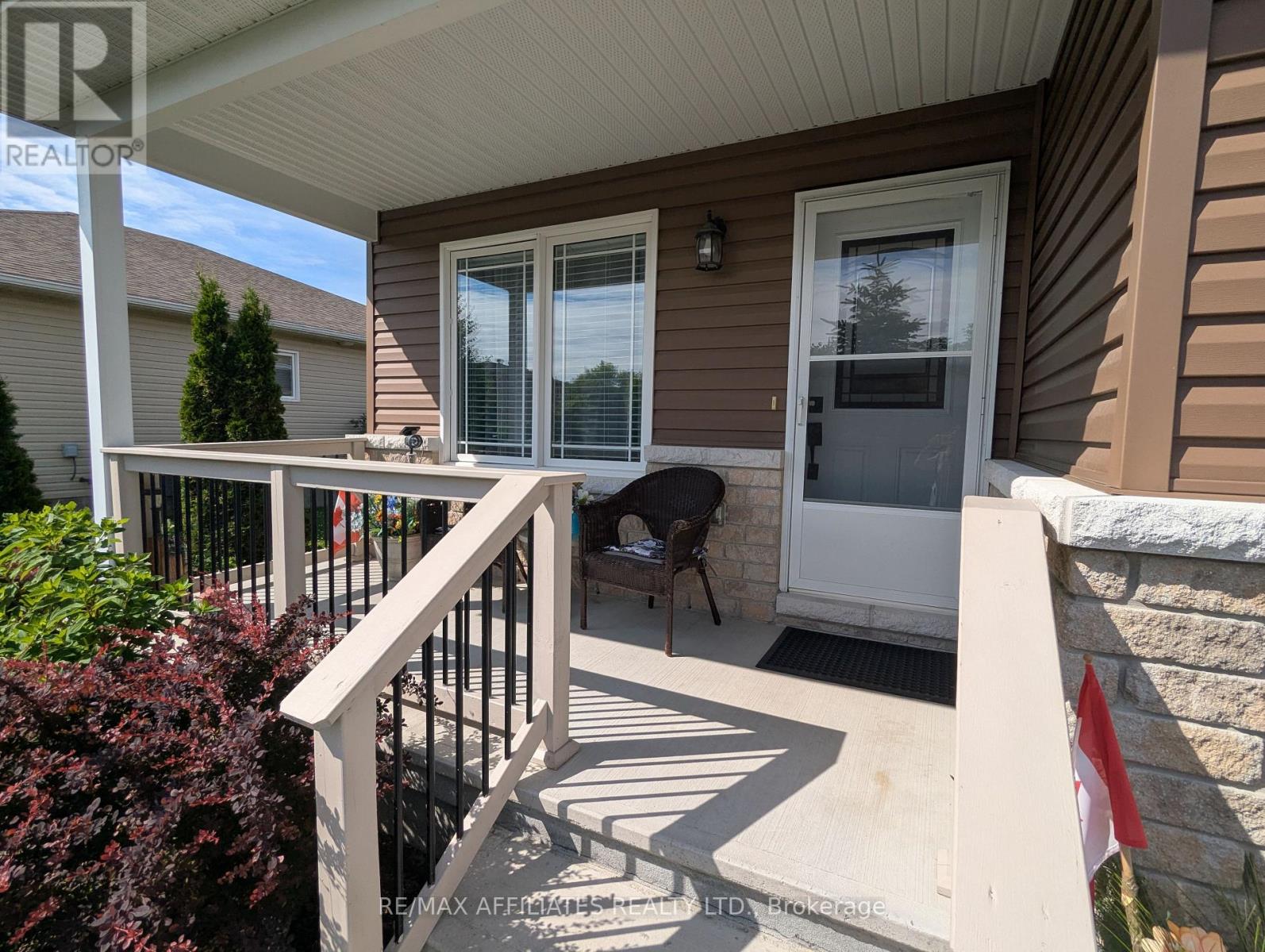 Property at 230 WOOD AVENUE image 4