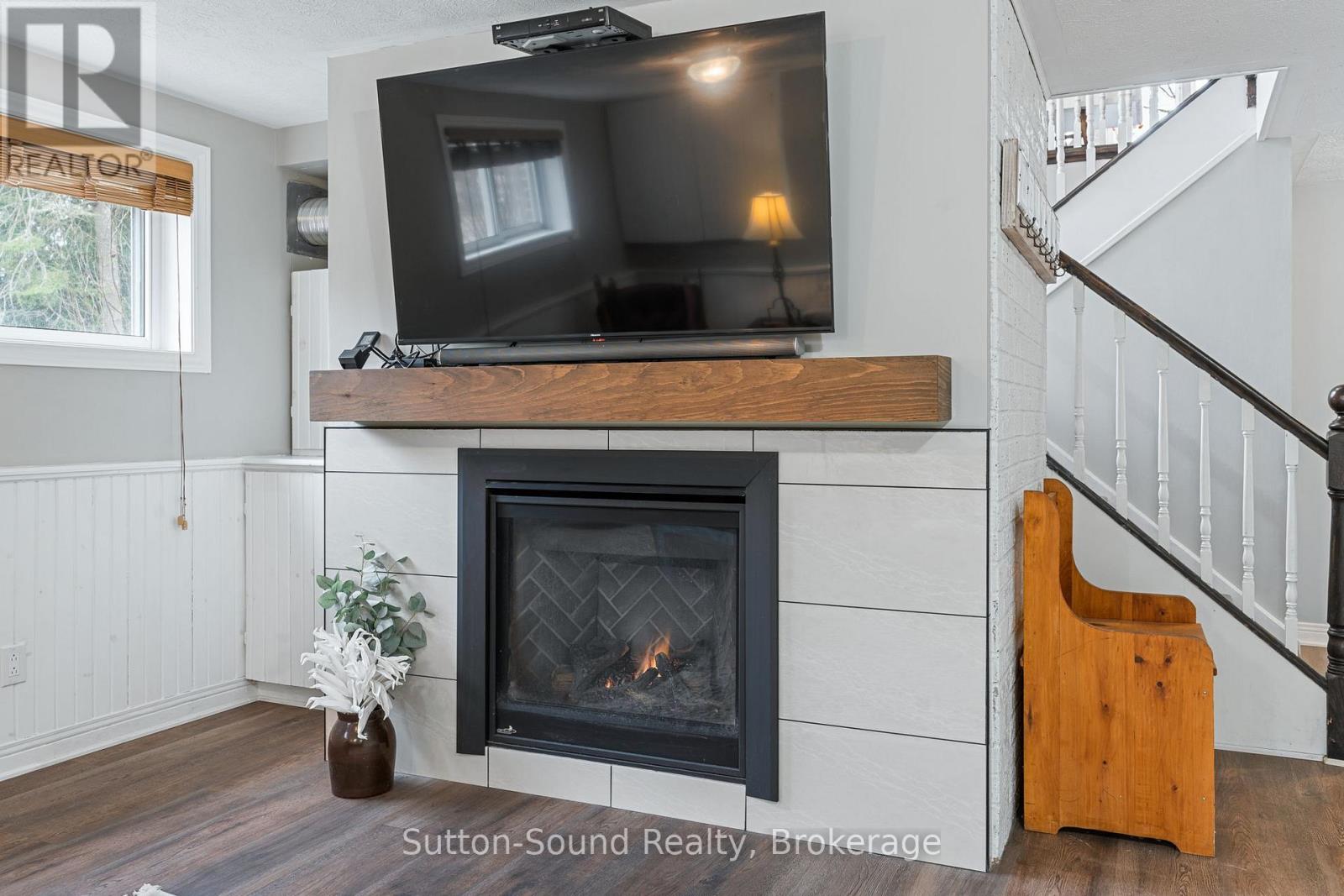 403 Simcoe Avenue, South Bruce Peninsula, Ontario  N0H 2G0 - Photo 33 - X12261739