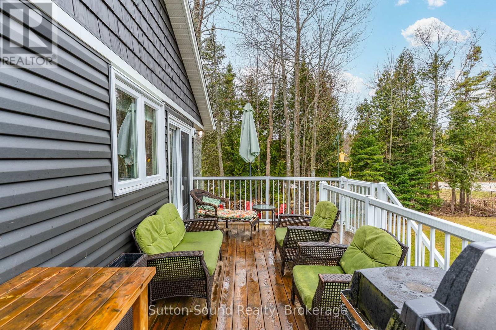 403 Simcoe Avenue, South Bruce Peninsula, Ontario  N0H 2G0 - Photo 41 - X12261739