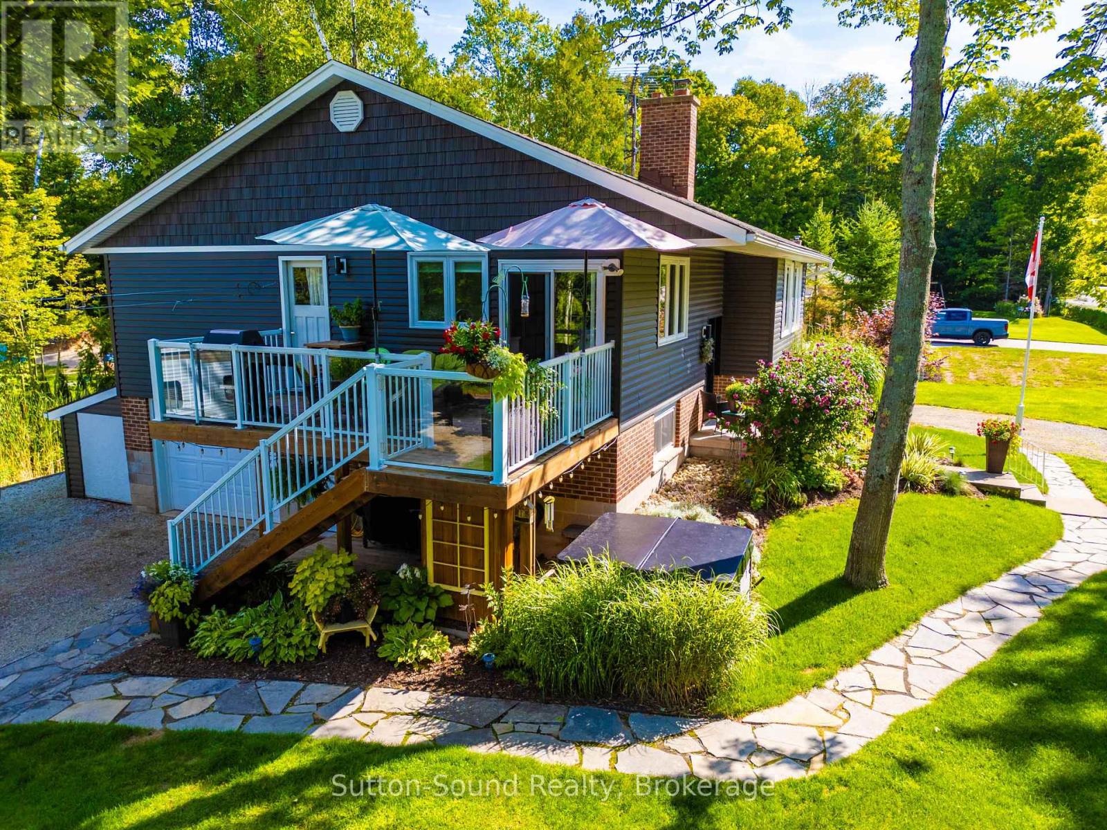 403 Simcoe Avenue, South Bruce Peninsula, Ontario  N0H 2G0 - Photo 43 - X12261739