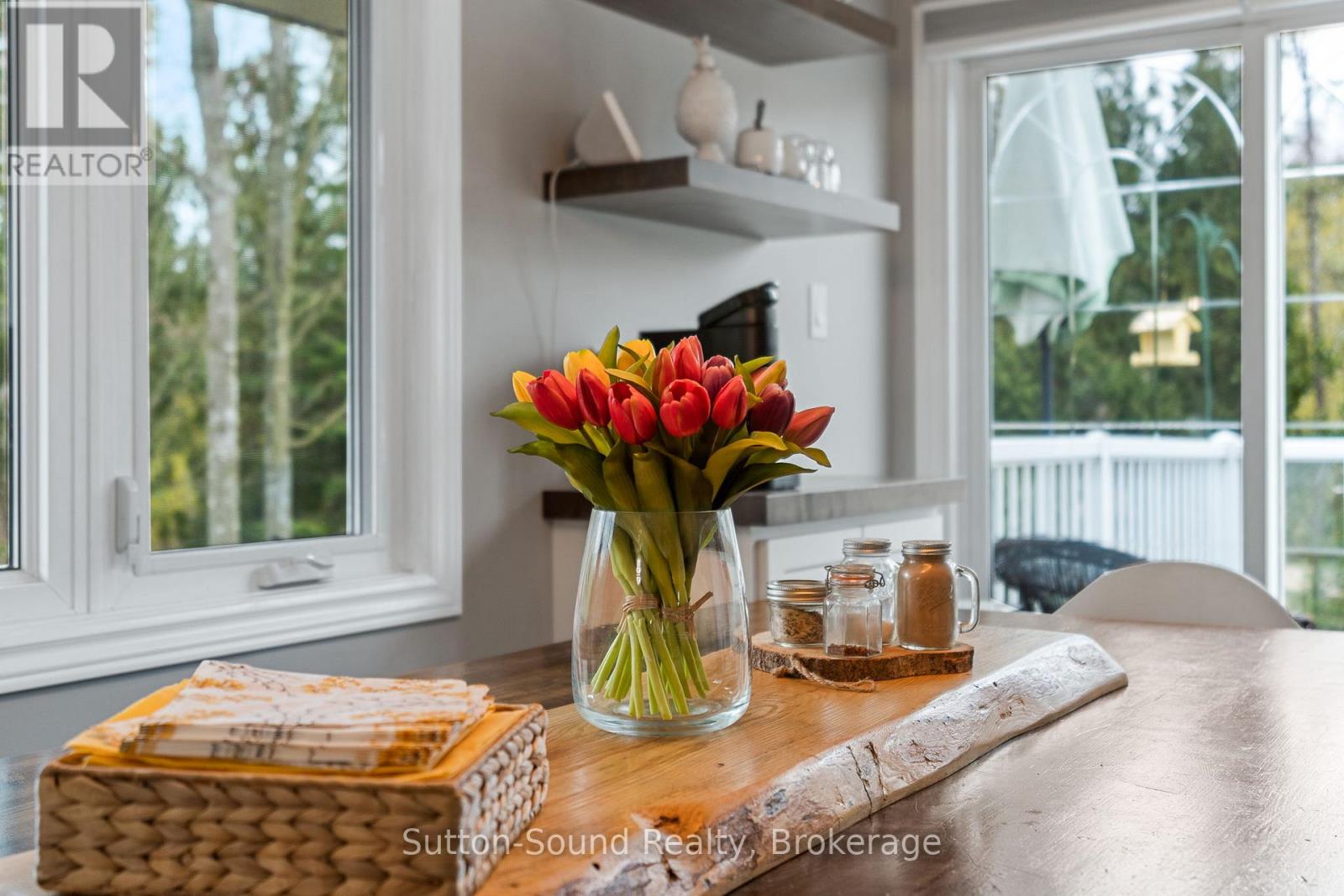403 Simcoe Avenue, South Bruce Peninsula, Ontario  N0H 2G0 - Photo 7 - X12261739