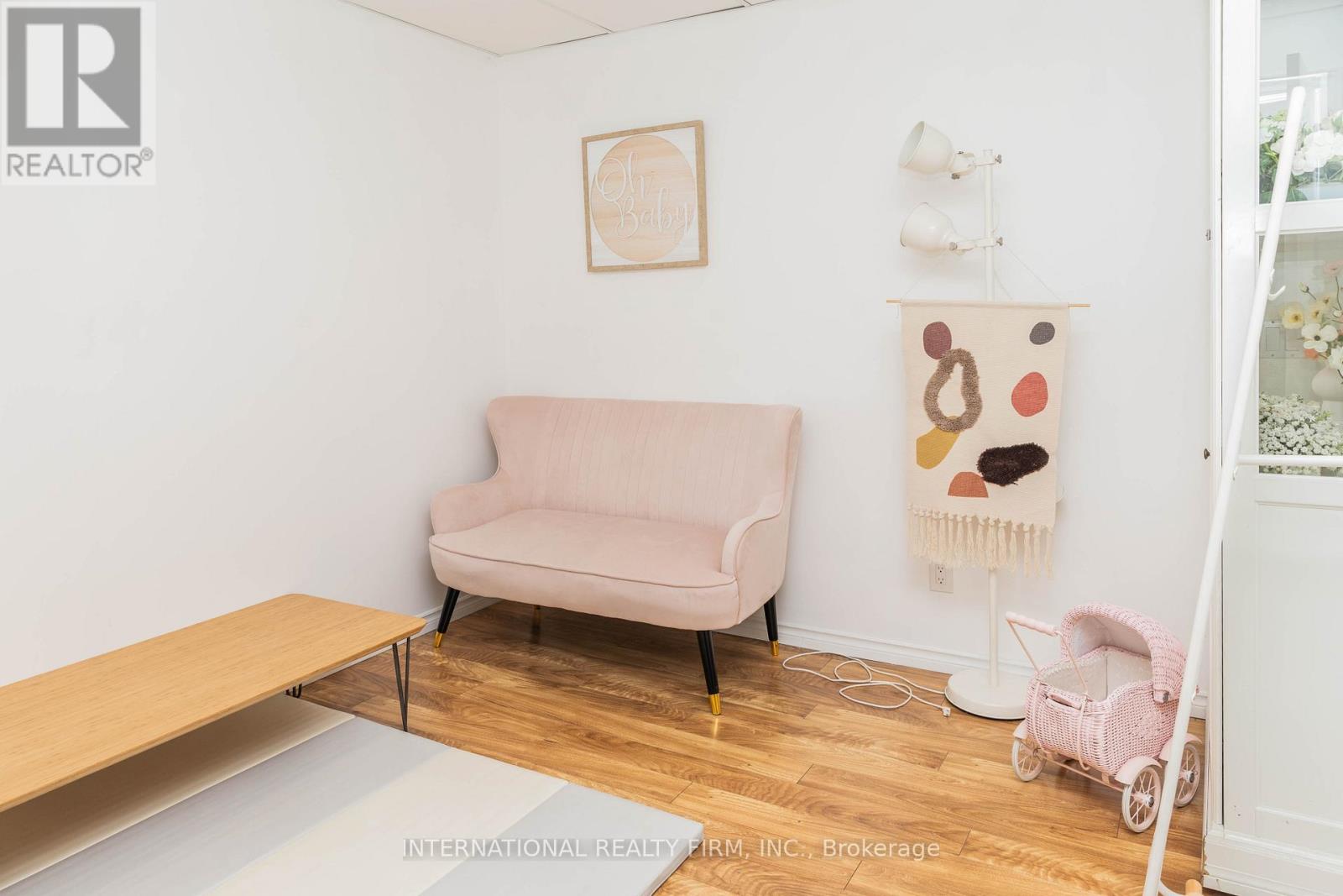 2 - 2252 Queen Street E, Toronto, Ontario  M4E 1G2 - Photo 11 - E12261747