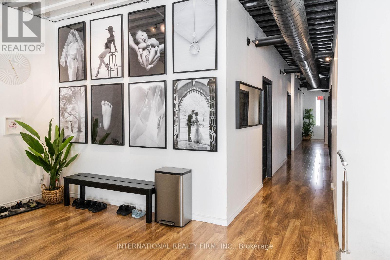 2 - 2252 Queen Street E, Toronto, Ontario  M4E 1G2 - Photo 6 - E12261747