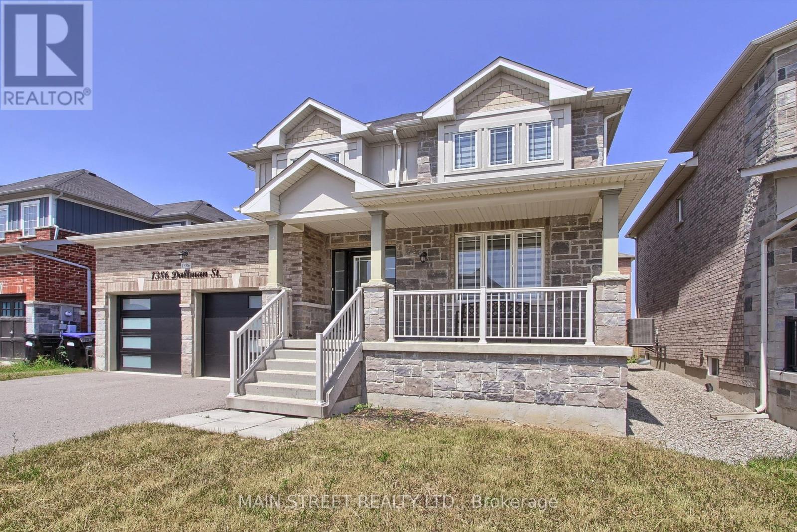 Property at 1386 DALLMAN STREET image 3