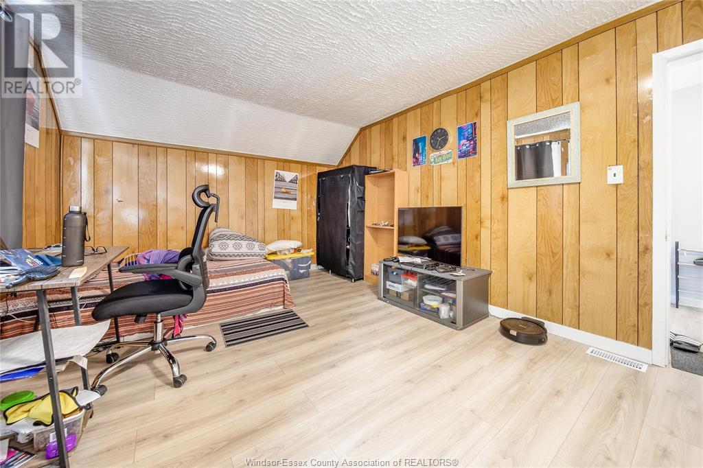 464 Vera Place, Windsor, Ontario  N9A 5W3 - Photo 9 - 25016802