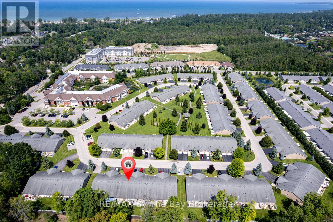 45 Meadow Lane, Wasaga Beach, Ontario  L9Z 0A2 - Photo 4 - S12047800