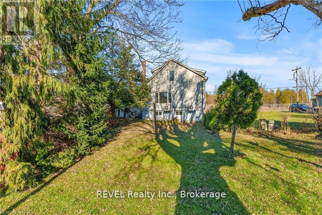 188 Niagara Falls Road, Thorold, Ontario  L2V 1H8 - Photo 5 - X12261869