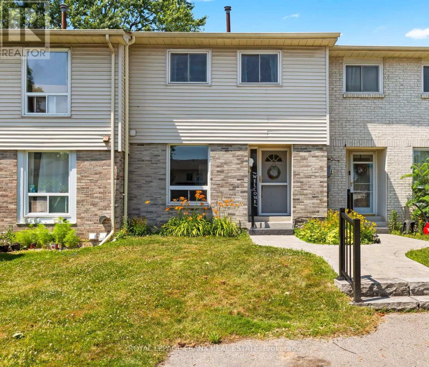 Property at 32 - 611 GALAHAD DRIVE image 2