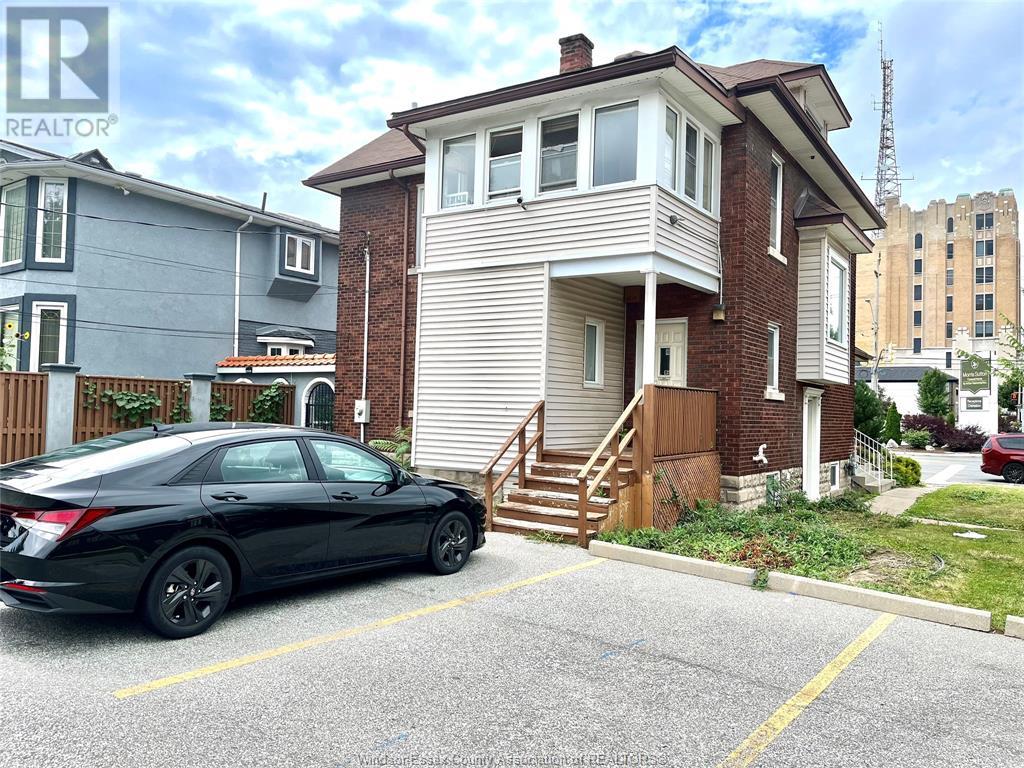 Property at 95 GILES BLVD E. image 3