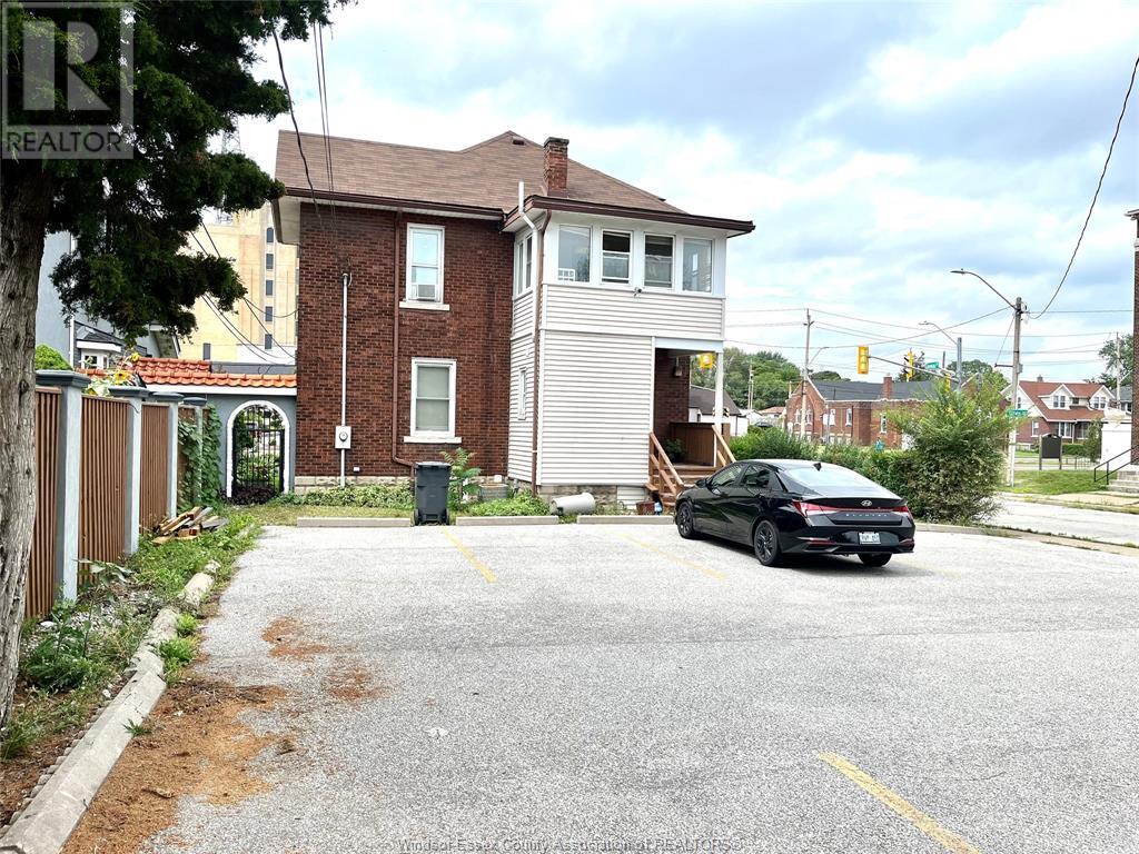 Property at 95 GILES BLVD E. image 4