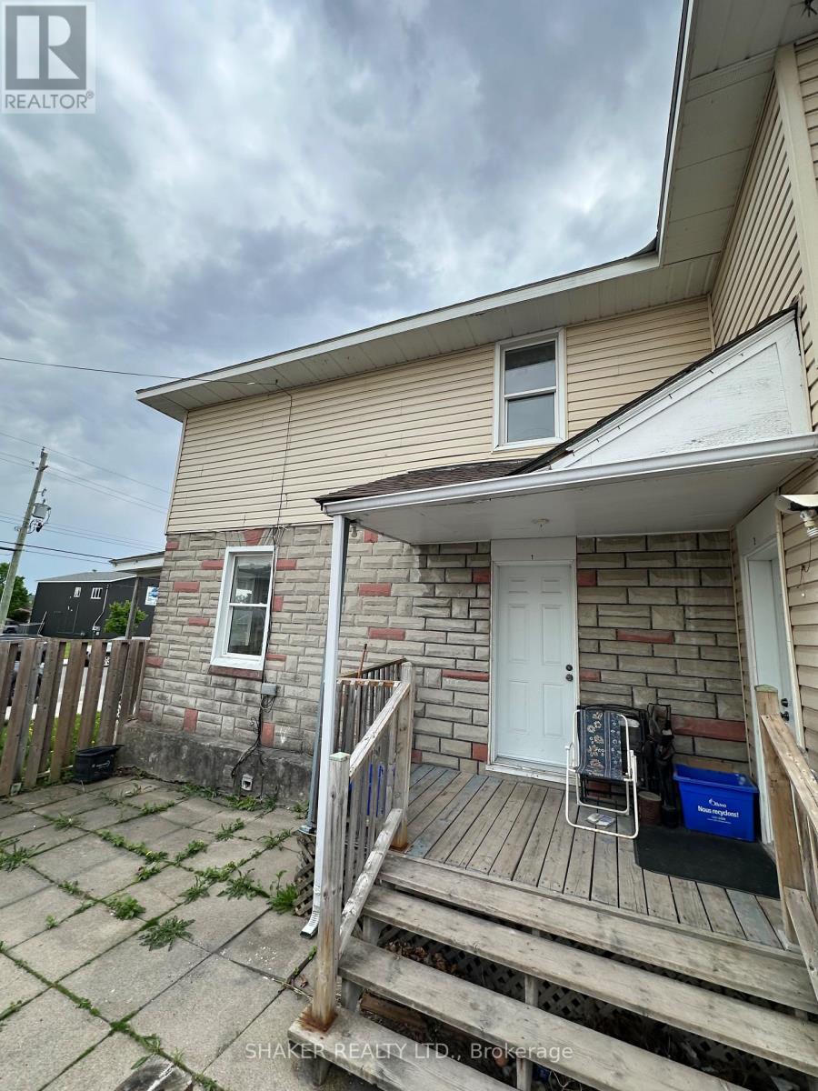 2370 Laurier Street, Clarence-Rockland, Ontario  K4K 1L5 - Photo 4 - X12261838