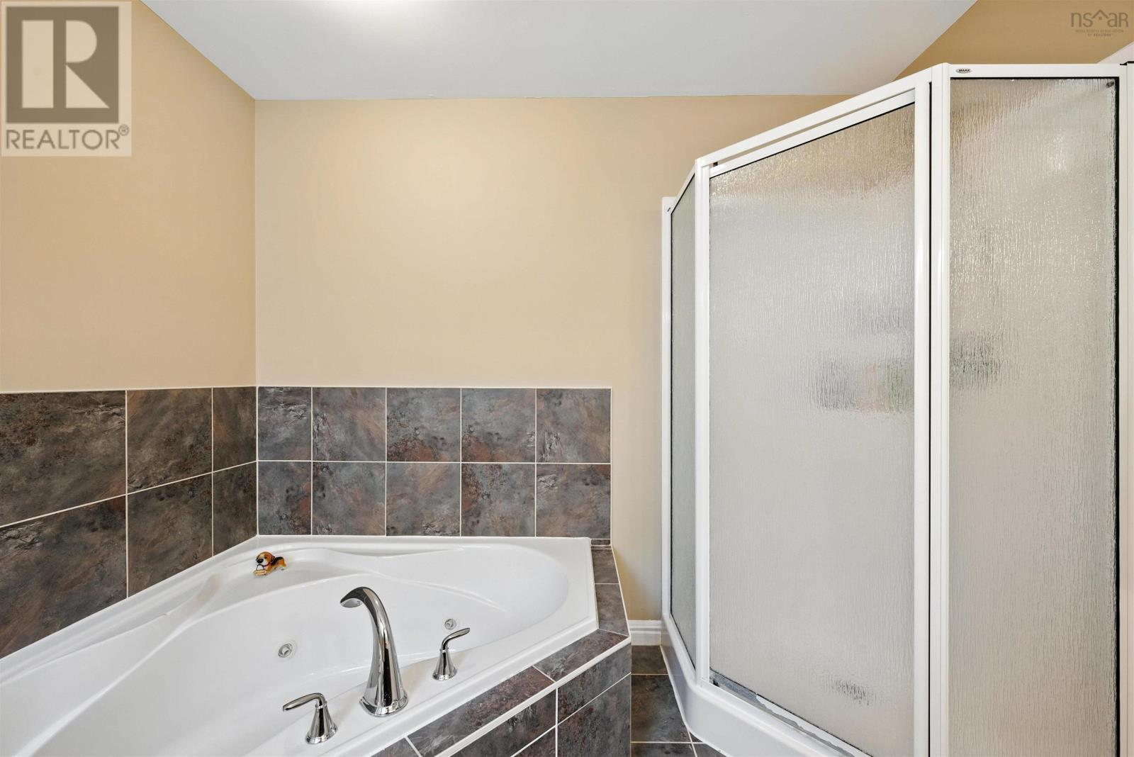 46 Fathom Court, Halifax, Nova Scotia  B3M 0A7 - Photo 31 - 202515240