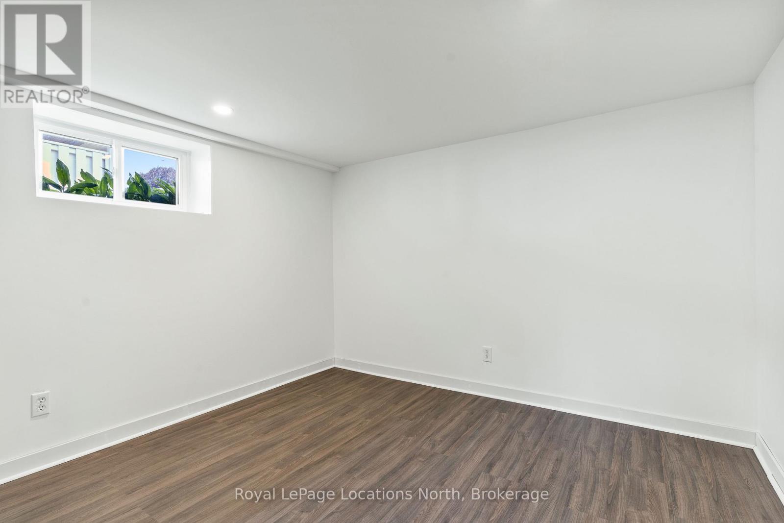 76 Mckibbon Drive, Meaford, Ontario  N4L 1C6 - Photo 32 - X12258676