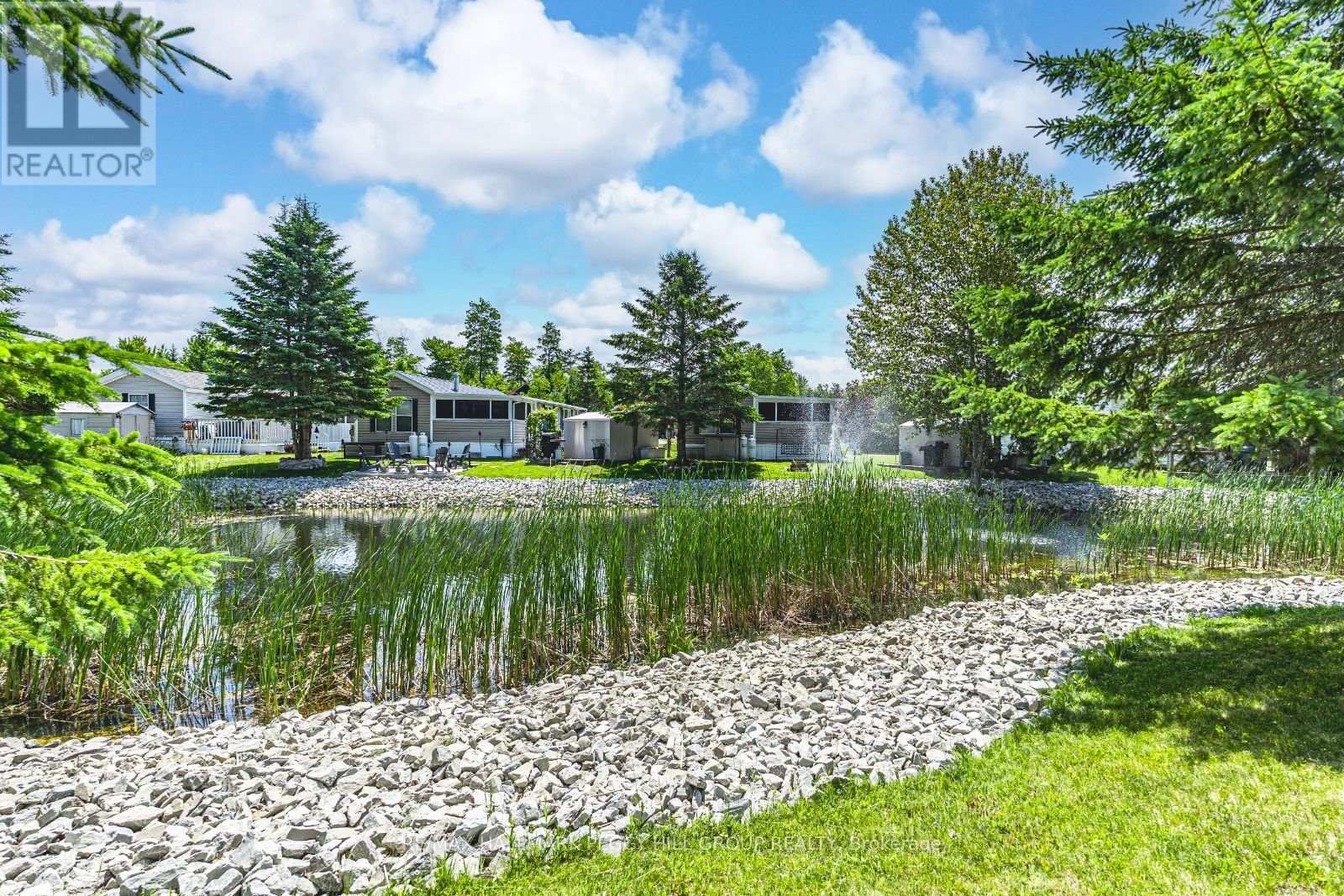 13 Huron Circle, Wasaga Beach, Ontario  L9Z 1X7 - Photo 9 - S12261812