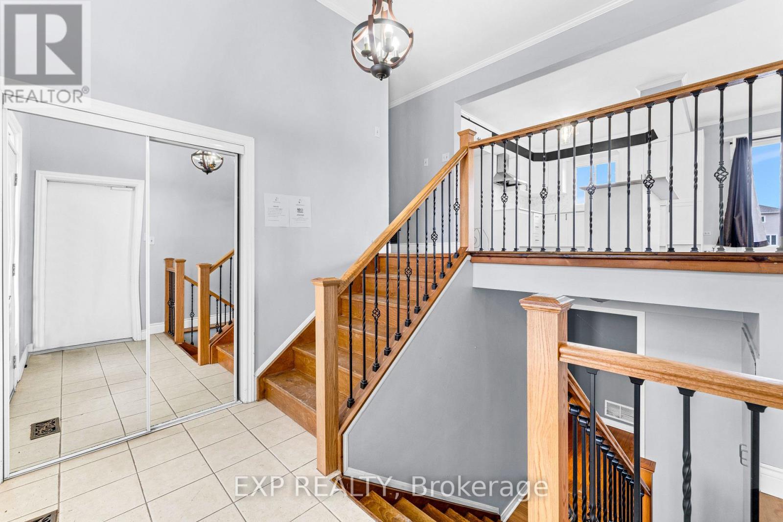 20 Wasaga Sands Drive, Wasaga Beach, Ontario  L9Z 1J6 - Photo 7 - S12261827