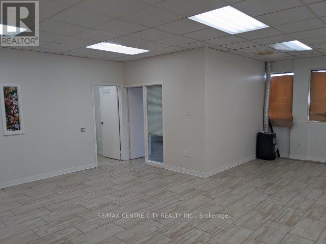 102103 - 1555 Glenora Drive, London North, Ontario  N5X 1V7 - Photo 6 - X12261937