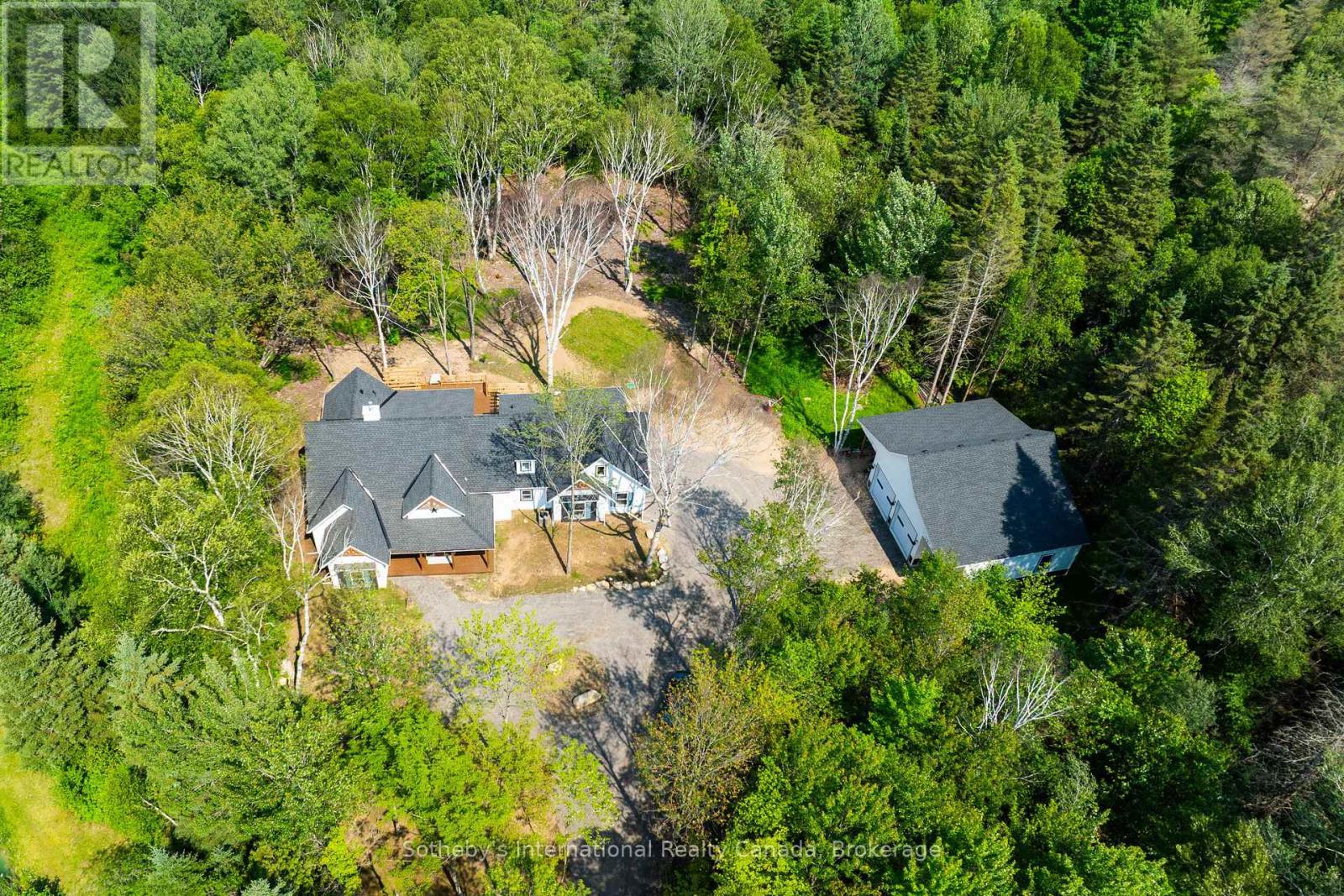681 Doe Lake Road, Armour (Katrine), Ontario  P0A 1L0 - Photo 3 - X12261969