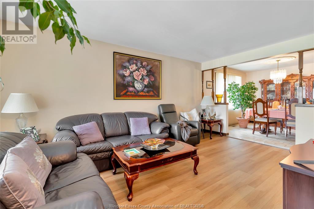 1625 Everts, Windsor, Ontario  N9B 3E4 - Photo 7 - 25010223