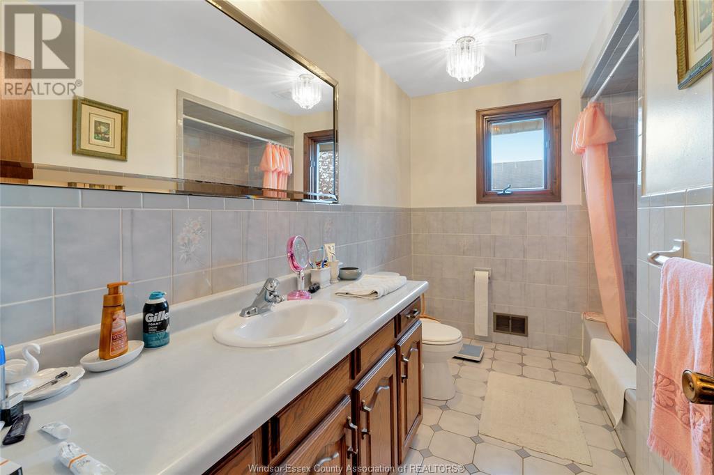 1625 Everts, Windsor, Ontario  N9B 3E4 - Photo 13 - 25010223
