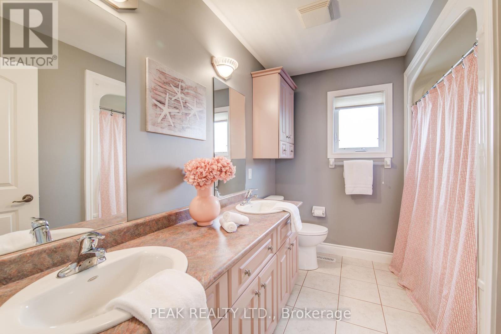 24 Applewood Street, Blandford-Blenheim, Ontario  N0J 1S0 - Photo 26 - X12121902