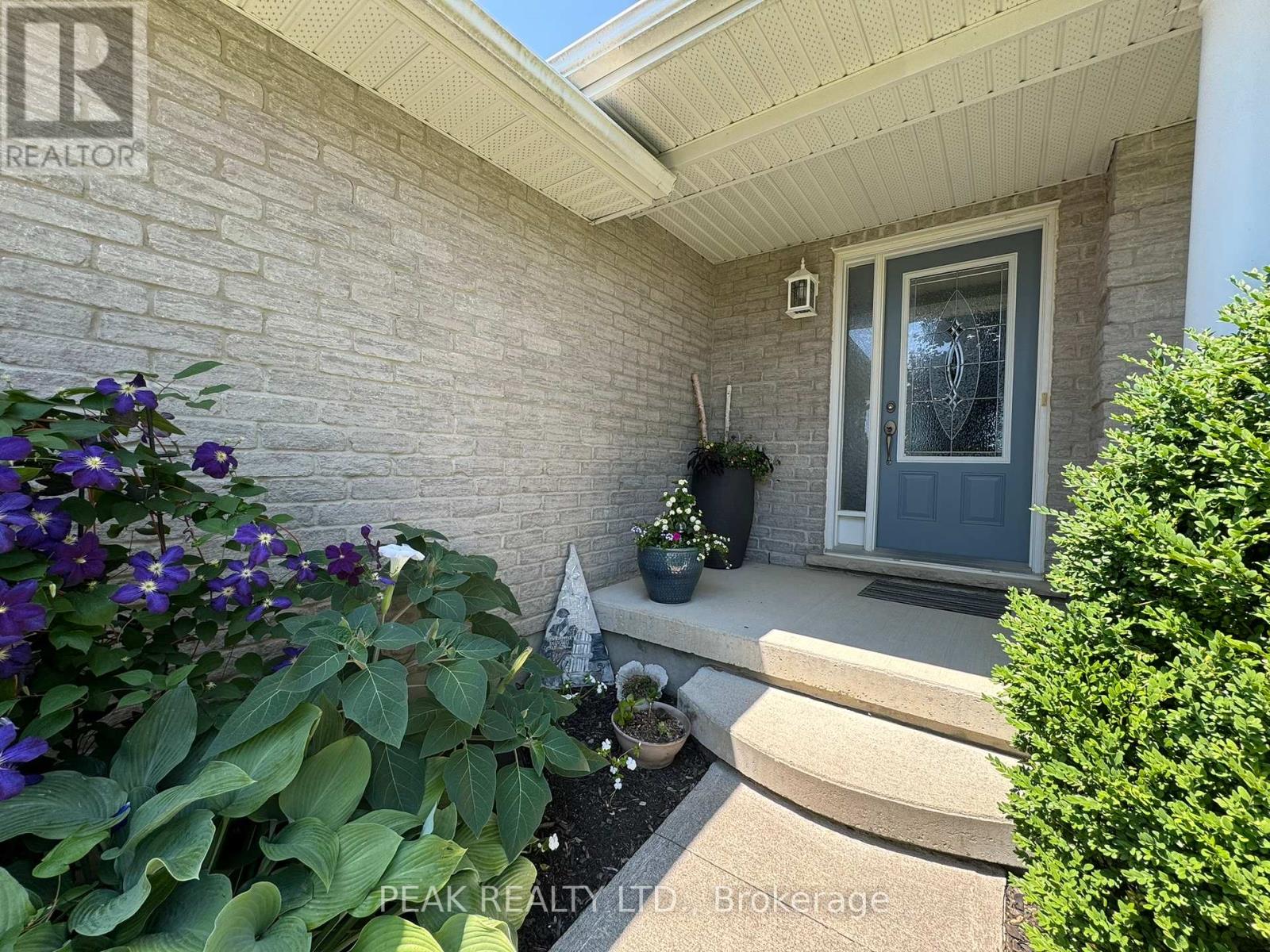 24 Applewood Street, Blandford-Blenheim, Ontario  N0J 1S0 - Photo 39 - X12121902
