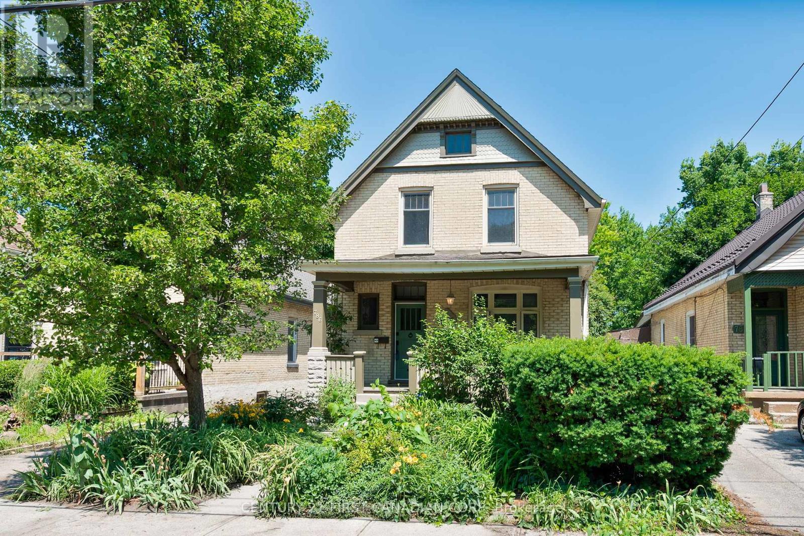 Property at 786 DUFFERIN AVENUE image 2