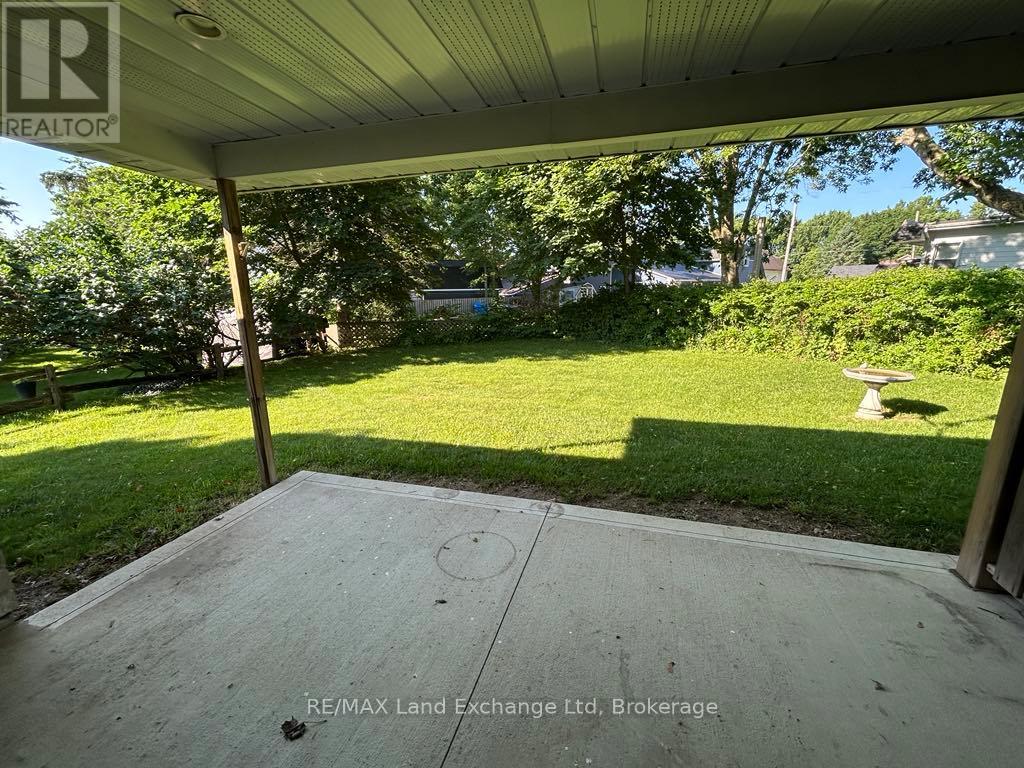 32 Victoria Street W, North Huron, Ontario  N0G 2W0 - Photo 13 - X12227484