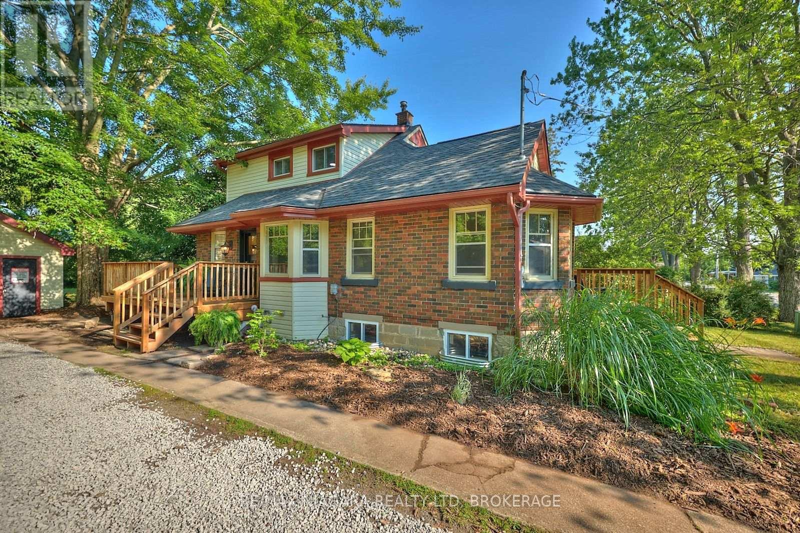 Property at 207 SOUTH MILL STREET image 3