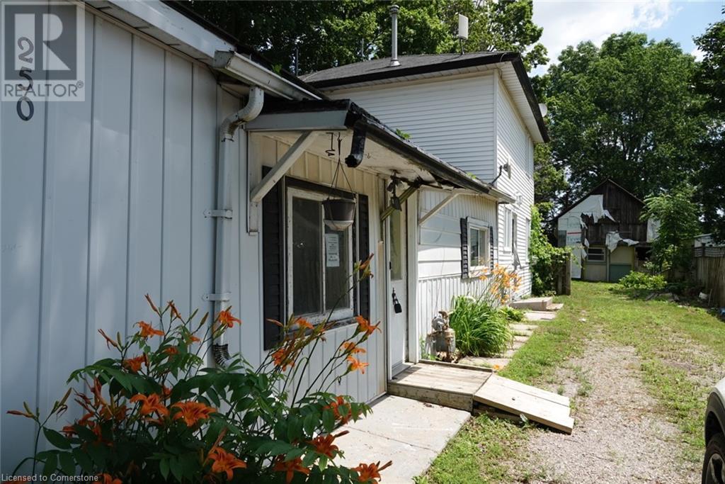 250 Old Highway 24, Bloomsburg, Ontario  N0E 1Y0 - Photo 3 - 40747747