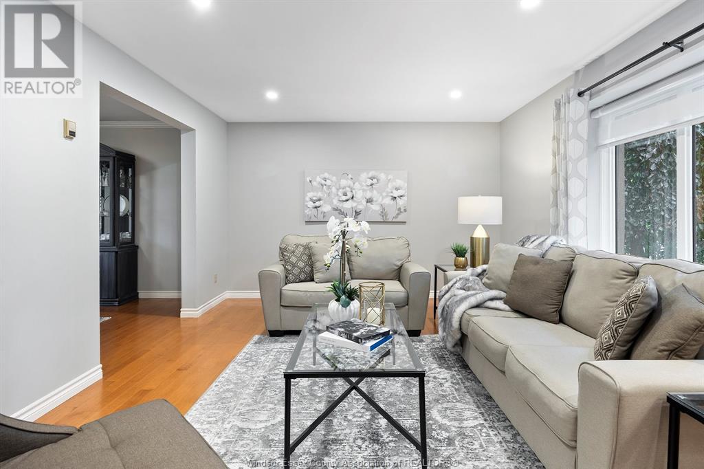 Property at 2490 GLENWOOD AVENUE image 4