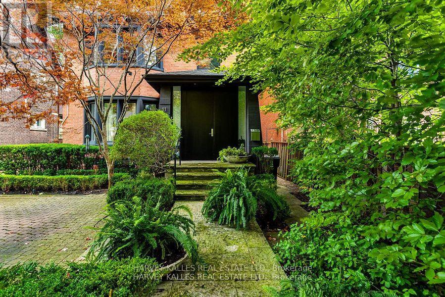 Property at 11 SHORNCLIFFE AVENUE image 2