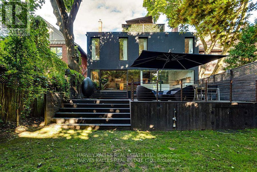 11 Shorncliffe Avenue, Toronto, Ontario  M4V 1S9 - Photo 31 - C12261939