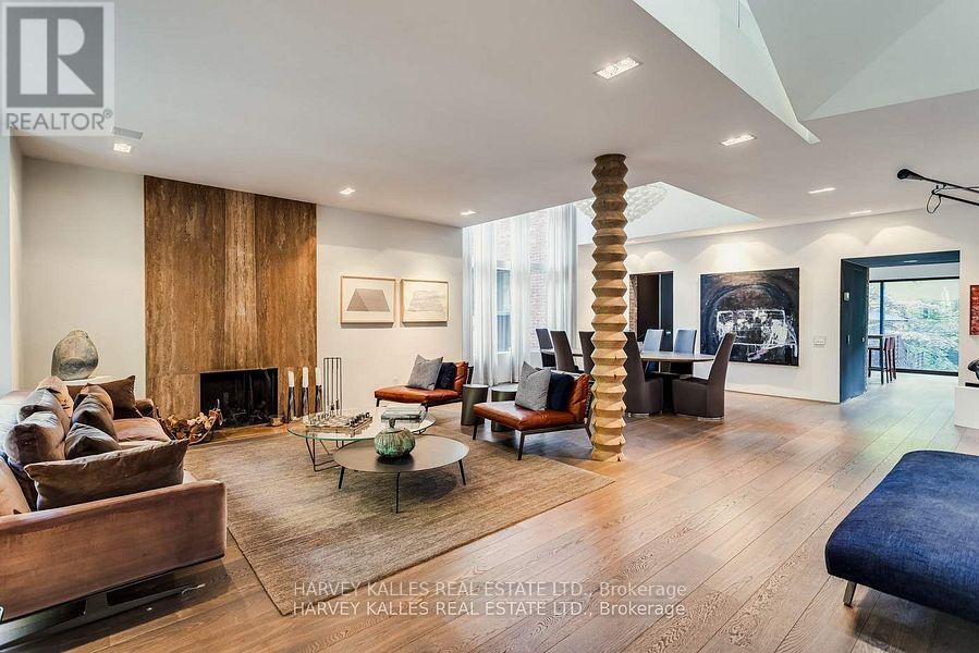 Property at 11 SHORNCLIFFE AVENUE image 4
