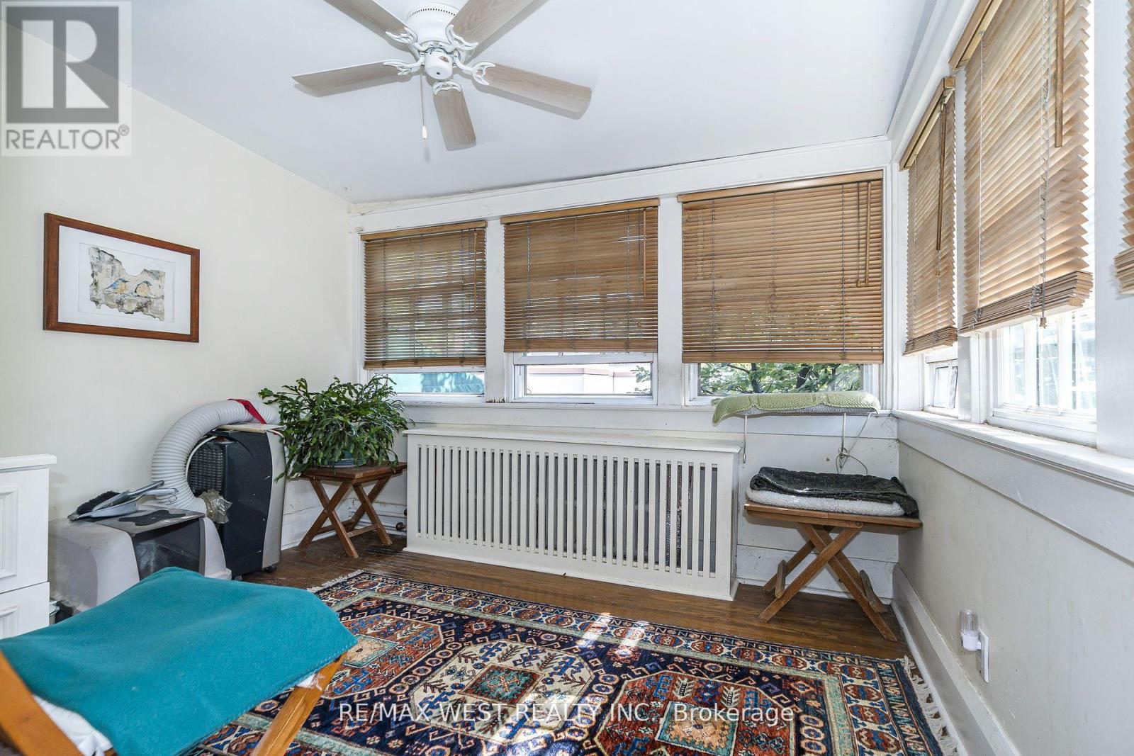 9a Humewood Drive, Toronto, Ontario  M6C 1C9 - Photo 31 - C12262030