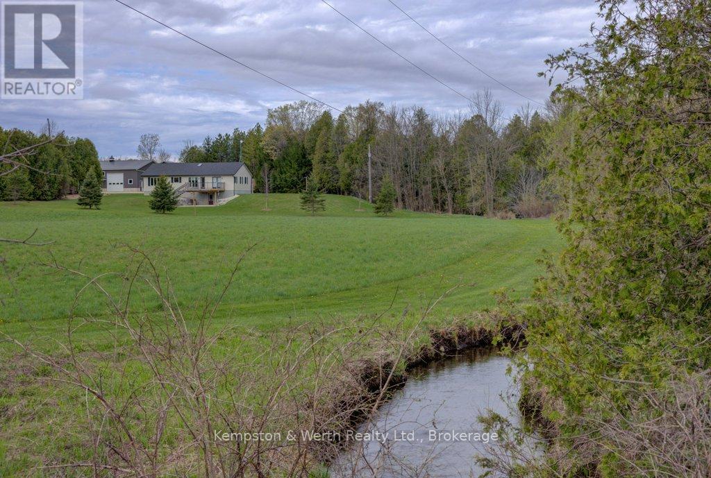 112 Old Bridge Road S, West Grey, Ontario  N4N 3B8 - Photo 38 - X12129544