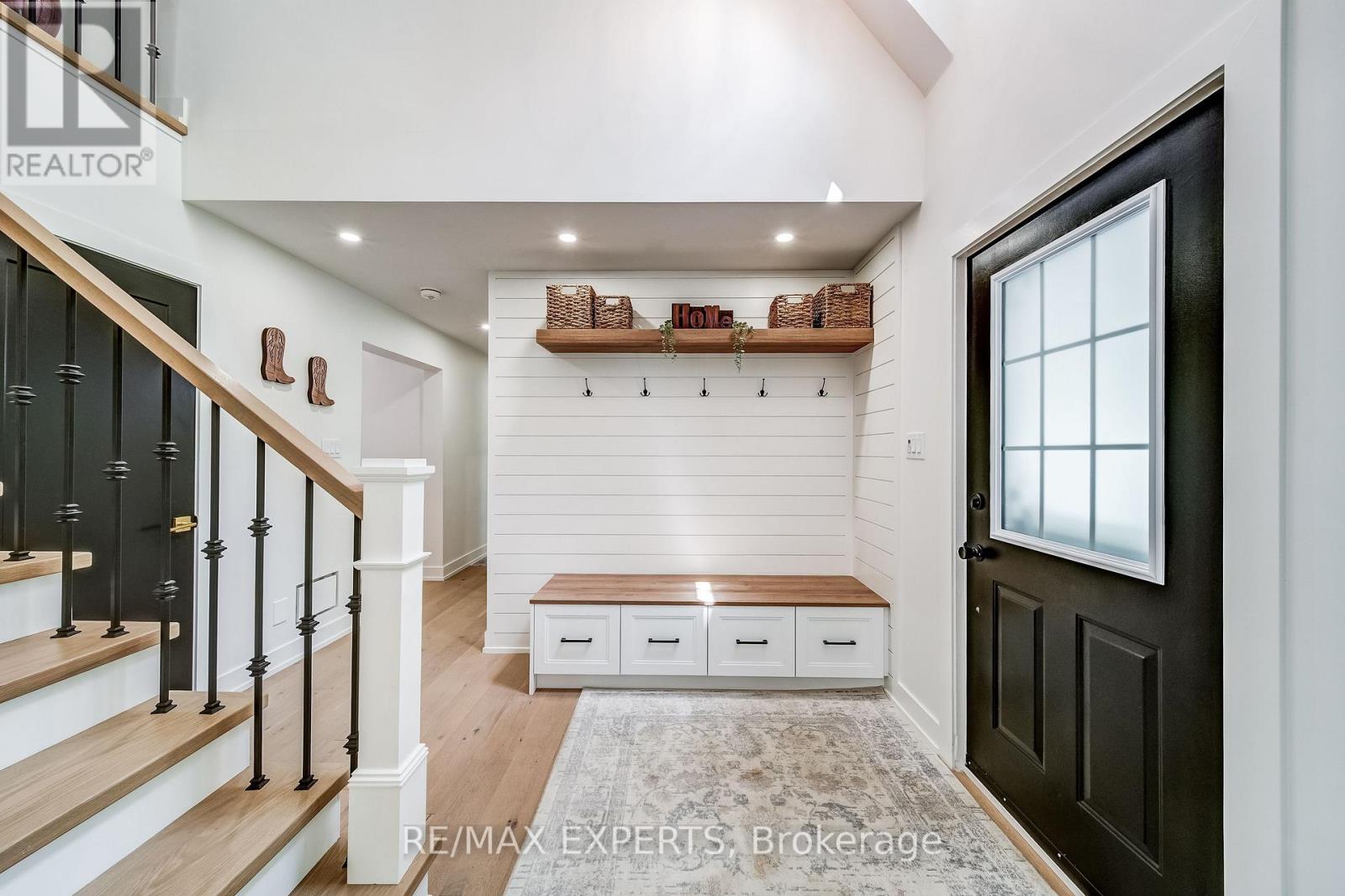 Property at 6122 3RD LINE image 4