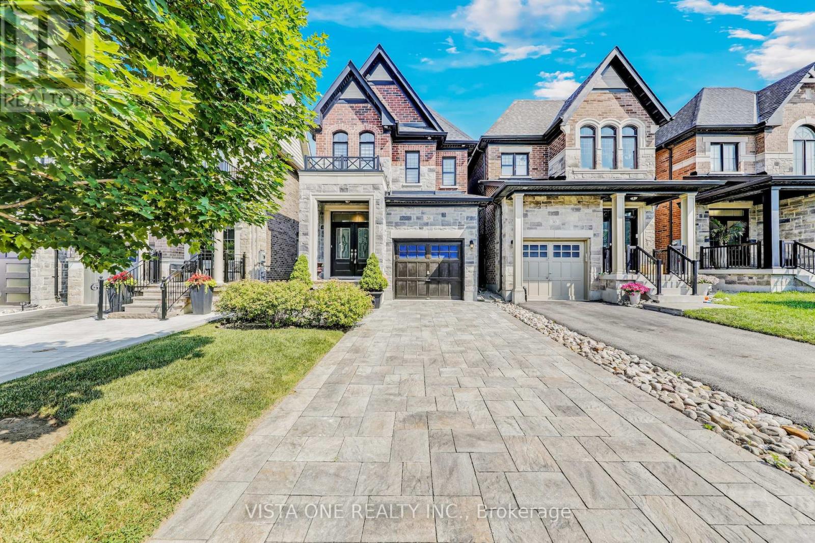 Property at 26 ZENITH AVENUE image 1