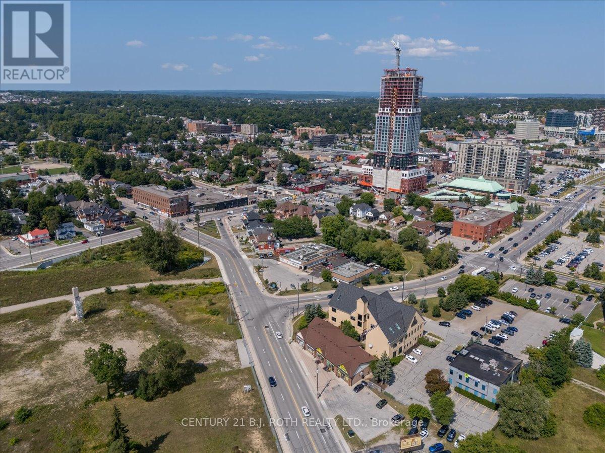 29-31 Bradford Street, Barrie, Ontario  L4N 3A7 - Photo 14 - S12262044