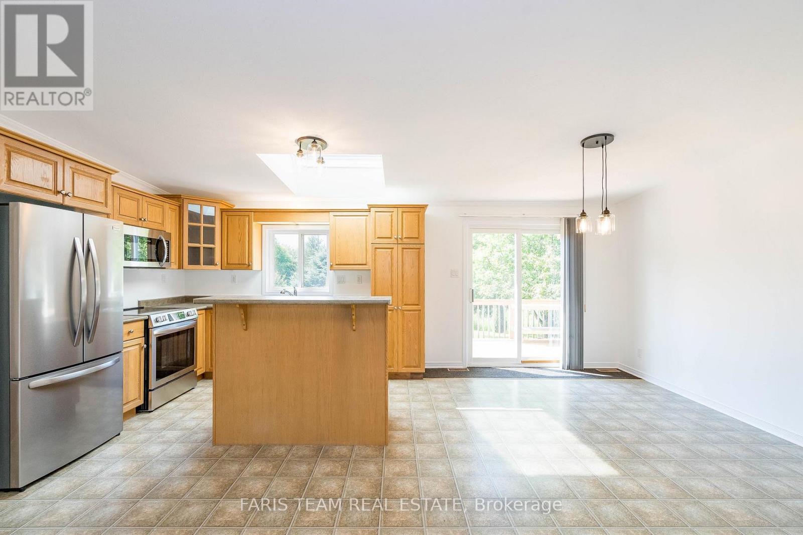 Property at 33 RUE HELENE image 5