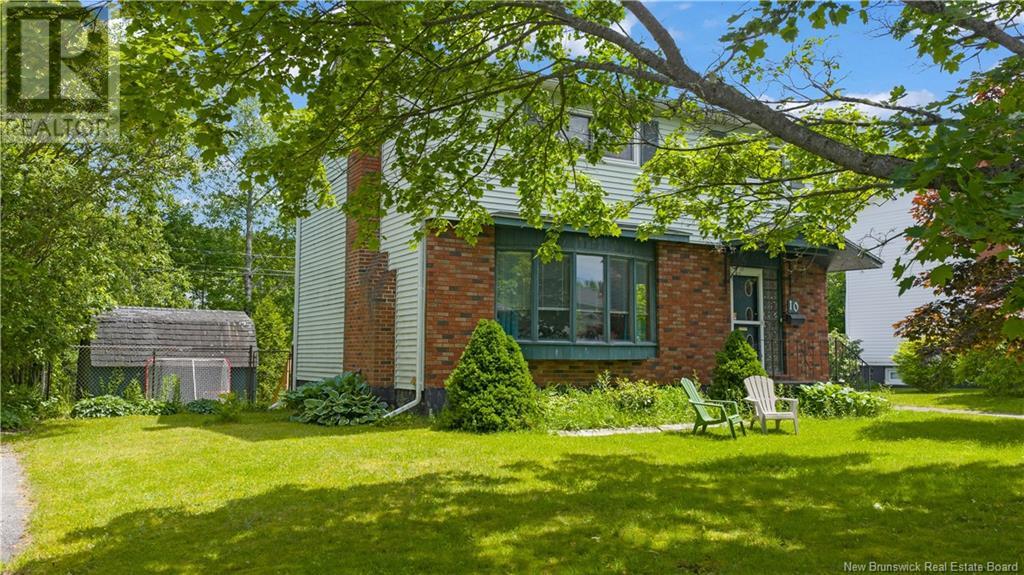 Property at 10 Beverly Drive image 2