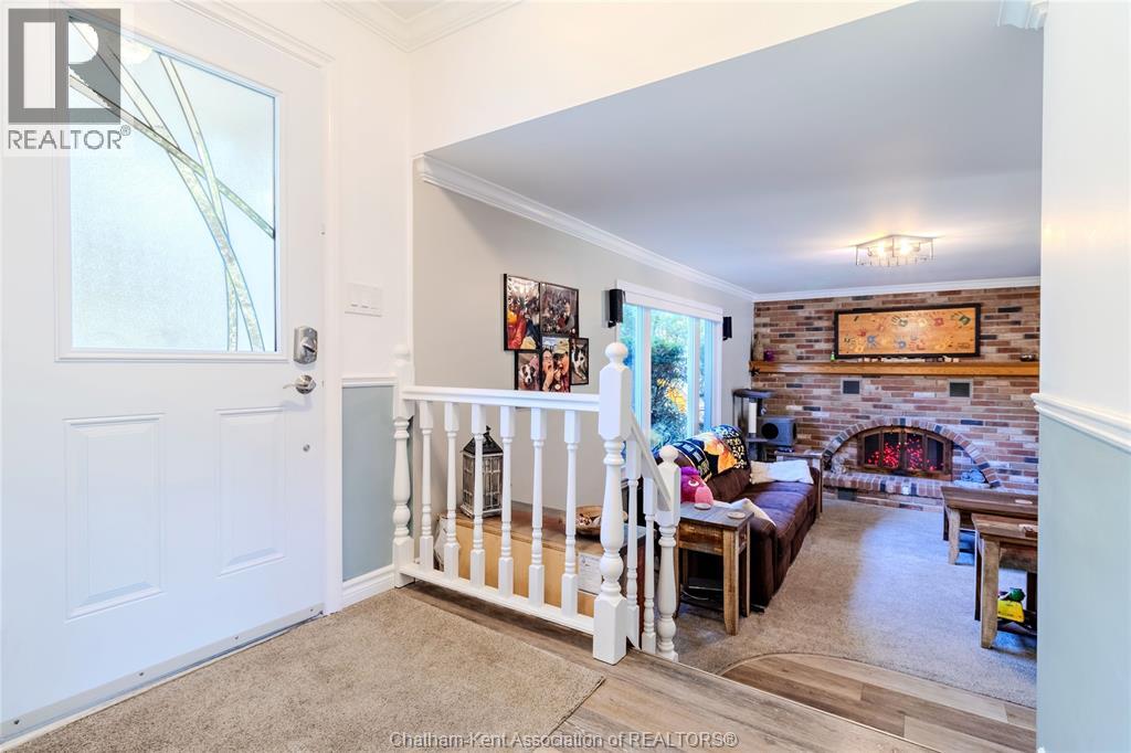 39 Parkwood Drive, Chatham, Ontario  N7M 2B1 - Photo 5 - 25016592