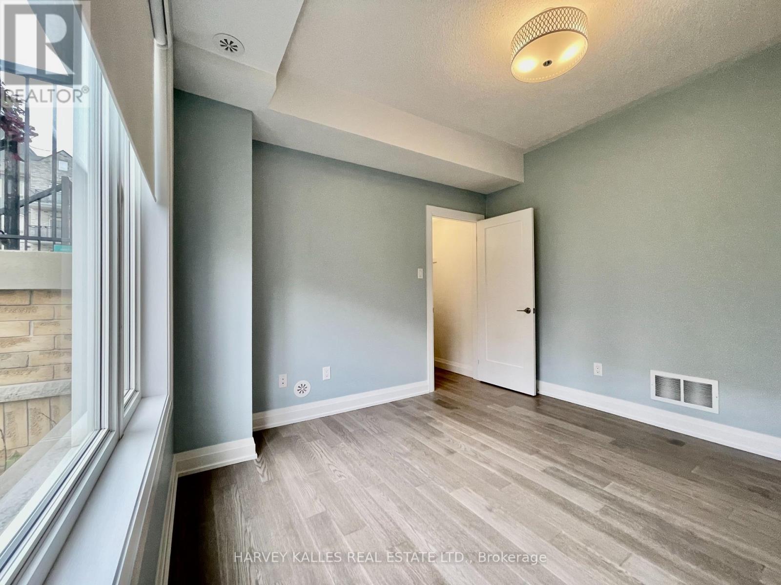 119 - 3050 Erin Centre Boulevard, Mississauga, Ontario  L5M 0P5 - Photo 6 - W12261897